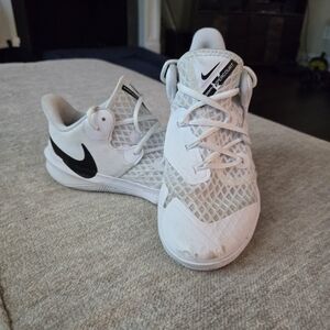 Nike Unisex hyberspeed court volleyball shoes